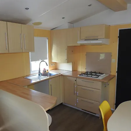 Mobil-home Nature Au Coeur Du Perigord Prive База отдыха *