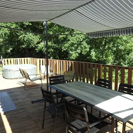 Mobil-home Nature Au Coeur Du Perigord Prive